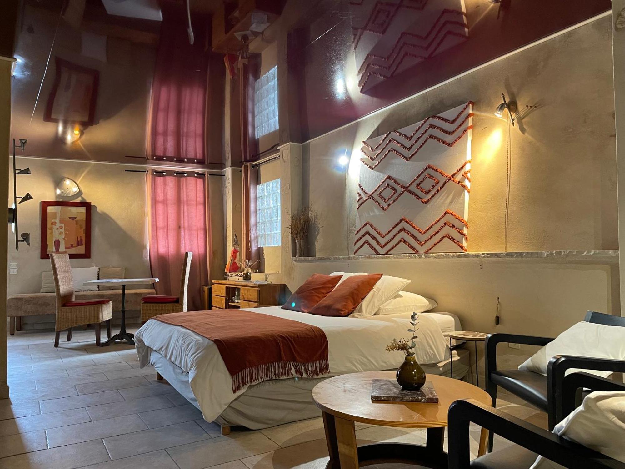 In Provence Hotel - Experience Atypique Venelles Exterior foto